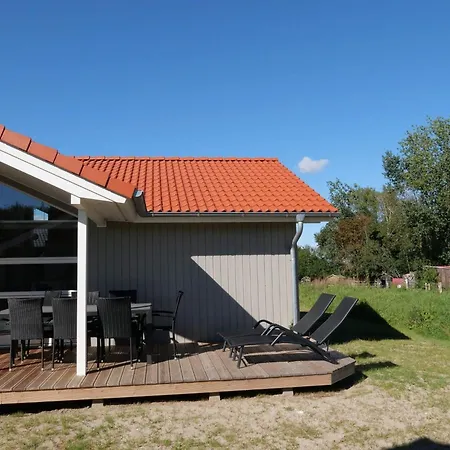 Casa de Férias Baltic With Hot Tub Großenbrode
